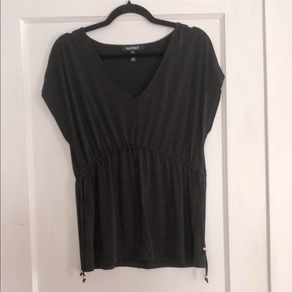 Ellen Tracy black V-Neck Top